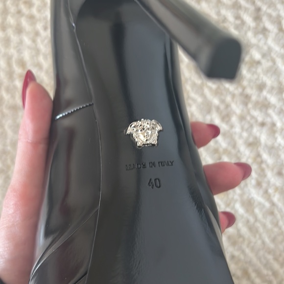 Versace Palazzo Platform Heels - Picture 8 of 10